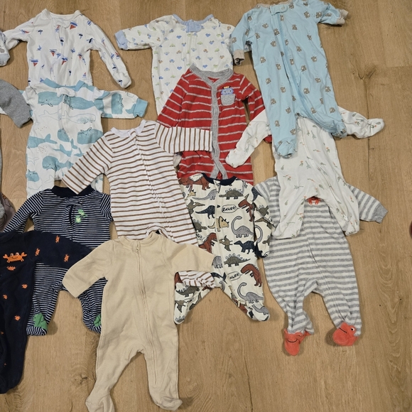 Bundle/Lot Of Newborn Baby Footie Sleeper Pajamas Mixed Brands - Picture 2 of 15